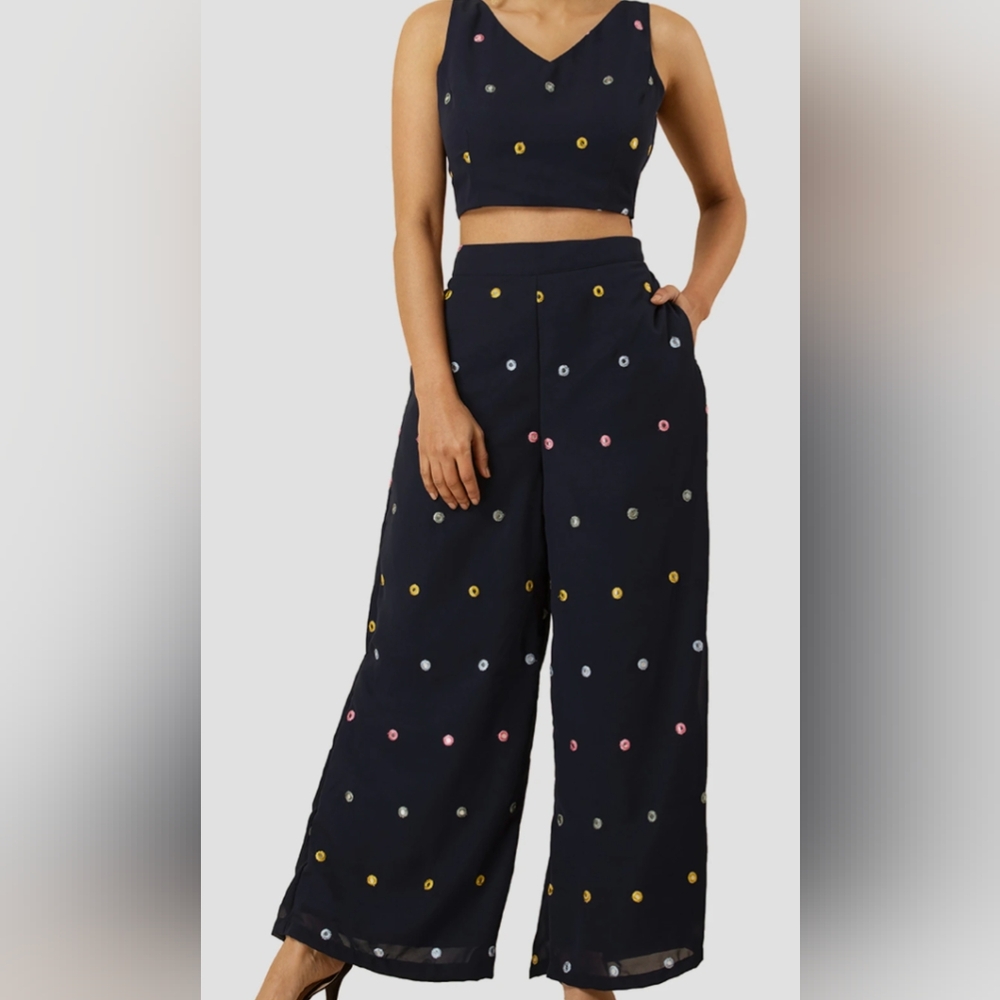 Stylish Indian Wedding Indo western outfit | Crop top and wide pants with mirror